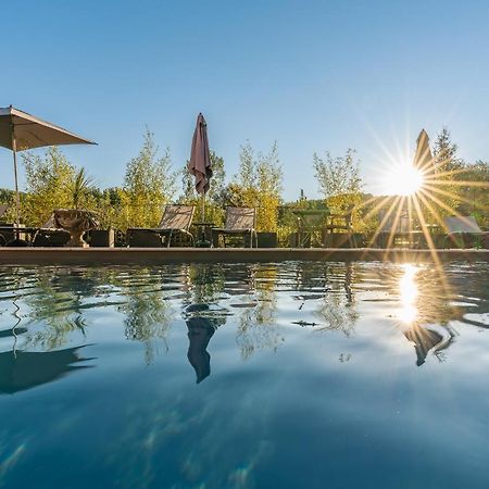 La Villa Du 15 - Chambres Independantes & Autonomes Du Restaurant La Maison - Clim Et Piscine Chauffee - Lit King Size Les Eyzies エクステリア 写真