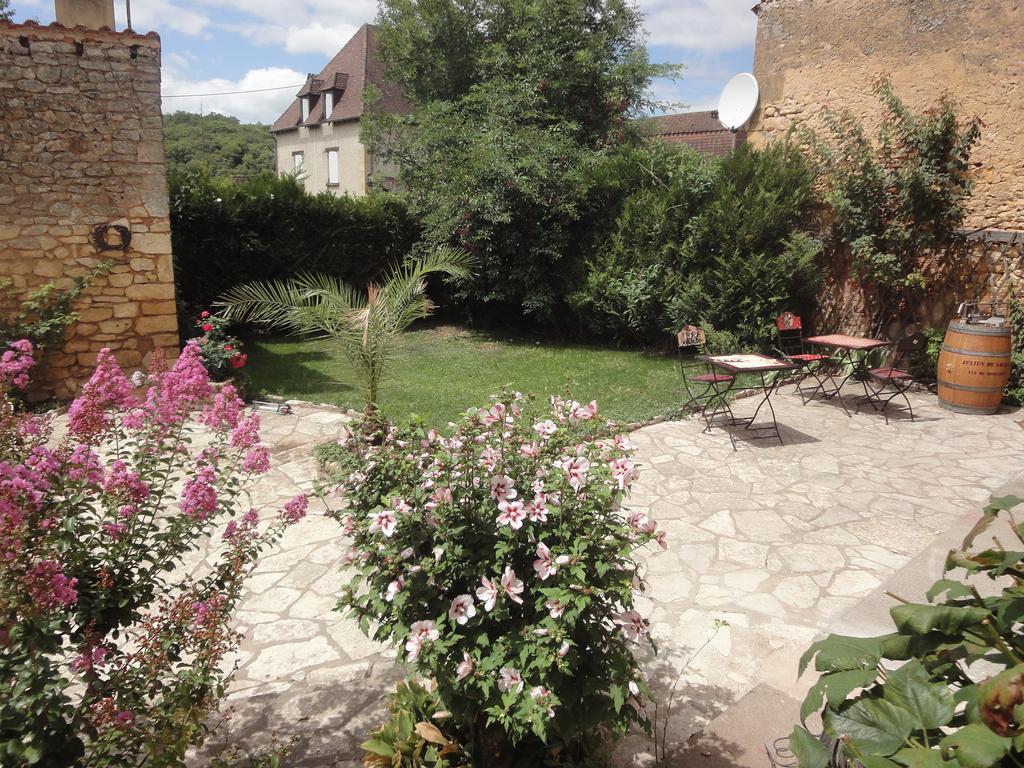 La Villa Du 15 - Chambres Independantes & Autonomes Du Restaurant La Maison - Clim Et Piscine Chauffee - Lit King Size Les Eyzies 部屋 写真